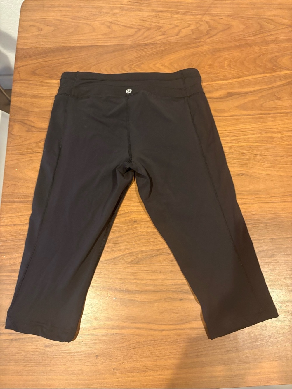 Lululemon Early Release Black Cropped Leggings | Size 4